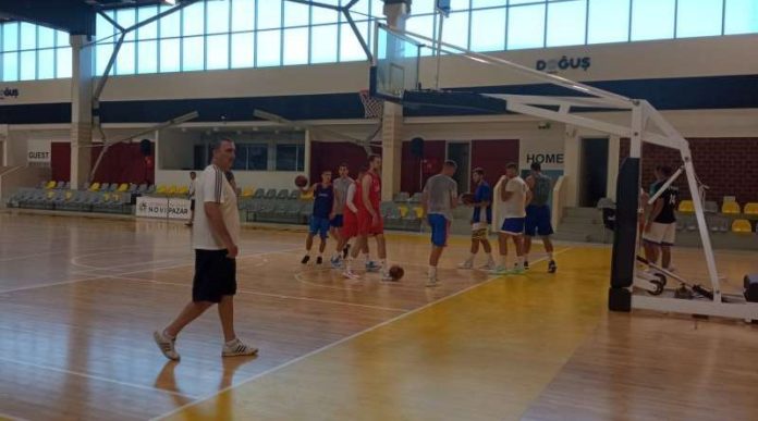latifovic:-nazire-se-roster-za-predstojecu-sezonu latifovic:-nazire-se-roster-za-predstojecu-sezonu