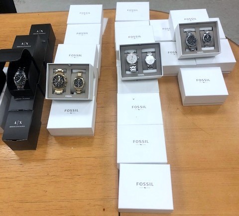 torbe-”krcate”-satovima-prekrivene-cebetom torbe-”krcate”-satovima-prekrivene-cebetom