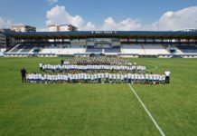 Podela dresova bratskog kluba Fenerbahče na stadionu Novog Pazara podela-dresova-bratskog-kluba-fenerbahce-na-stadionu-novog-pazara