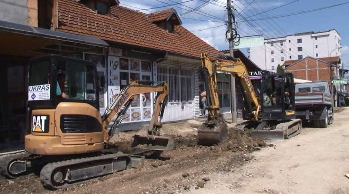 napreduju-radovi-na-potpunoj-rekonstrukciji-ulice-generala-zivkovica-u-novom-pazaru