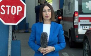 Senada Kalić sa Jarinja: Situacija mirna, u blizini prelaza punkt kosovske policije i specijalaca – IndeksOnline.rs senada-kalic-sa-jarinja:-situacija-mirna,-u-blizini-prelaza-punkt-kosovske-policije-i-specijalaca-–-indeksonline.rs