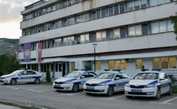 Zbog pretnji predsedniku suda uhapšen F.B. iz Novog Pazara zbog-pretnji-predsedniku-suda-uhapsen-fb.-iz-novog-pazara