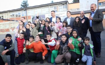 Rekonstrukcija škole “Desanka Maksimović” istorijski važna za generacije učenika rekonstrukcija-skole-“desanka-maksimovic”-istorijski-vazna-za-generacije-ucenika