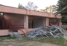 Ruši se staro obdanište u Novom Pazaru, na proleće počinje izgradnja novog rusi-se-staro-obdaniste-u-novom-pazaru,-na-prolece-pocinje-izgradnja-novog