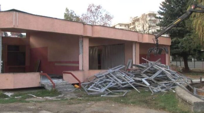 rusi-se-staro-obdaniste-u-novom-pazaru,-na-prolece-pocinje-izgradnja-novog rusi-se-staro-obdaniste-u-novom-pazaru,-na-prolece-pocinje-izgradnja-novog