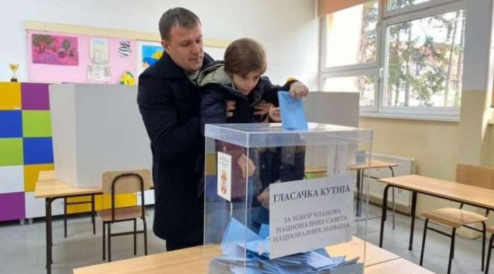 izbori-za-manjinske-savete!-biracka-mesta-otvorena-u-7.00!-glasao-husein-memic