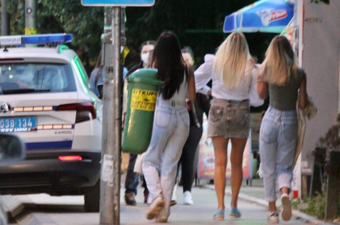 ove-godine-ubijeno-25-zena!-gojkovic:-jace-i-odlucnije-u-borbu-protiv-nasilja