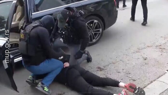 uhapseni-u-belgiji-krili-kokain-u-betonskim-plocama