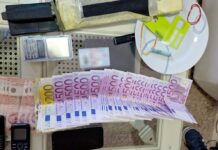 FOTO! Akcija novopazarske policije u kojoj je pronađena droga i veća količina novca foto!-akcija-novopazarske-policije-u-kojoj-je-pronadjena-droga-i-veca-kolicina-novca