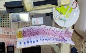 FOTO! Akcija novopazarske policije u kojoj je pronađena droga i veća količina novca foto!-akcija-novopazarske-policije-u-kojoj-je-pronadjena-droga-i-veca-kolicina-novca