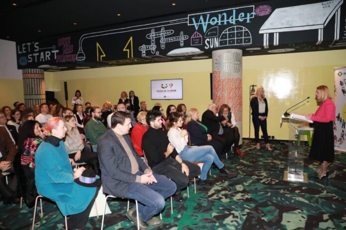 grad-novi-pazar-dobitnik-dijamantske-plakete-“sampion-solidarnosti”