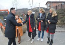 Gradonačelnik Biševac obišao ulicu Branislava Bakračevića u naselju Deževski put gradonacelnik-bisevac-obisao-ulicu-branislava-bakracevica-u-naselju-dezevski-put
