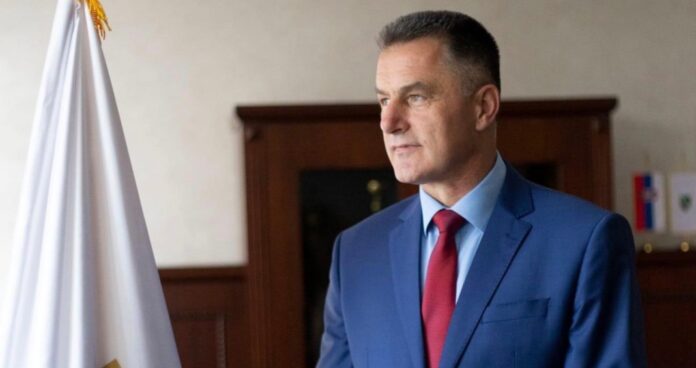 bisevac:-srecna-i-uspesna-kalendarska-2023.-nova-godina bisevac:-srecna-i-uspesna-kalendarska-2023.-nova-godina