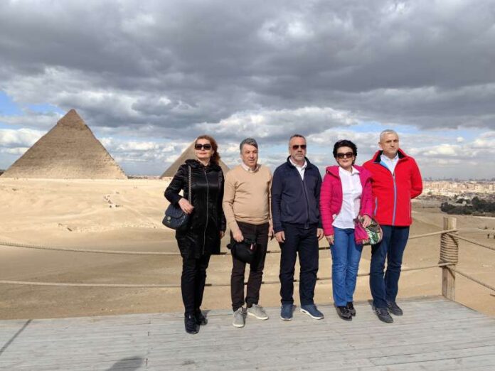 lekari-jedne-od-najprestiznihijih-klinika-u-egiptu-dolaze-u-novi-pazar lekari-jedne-od-najprestiznihijih-klinika-u-egiptu-dolaze-u-novi-pazar