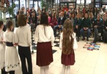 U novopazarskoj Gimnaziji i OŠ “Bratstvo” obeležen Savindan u-novopazarskoj-gimnaziji-i-os-“bratstvo”-obelezen-savindan