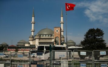 U Turskoj lane 51,4 miliona turista, prihod rekordnih 46,3 milijarde dolara u-turskoj-lane-51,4-miliona-turista,-prihod-rekordnih-46,3-milijarde-dolara