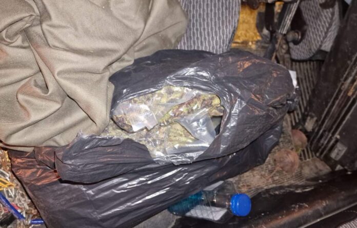 mup:-muskarac-iz-raske-“ladom”-prevozio-vecu-kolicinu-narkotika!-uhapsen-u-novom-pazaru-(foto)