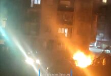 ZAPALJENA DVA AUTOMOBILA U NOVOM PAZARU! Policija traga za osumnjičenim (VIDEO) zapaljena-dva-automobila-u-novom-pazaru!-policija-traga-za-osumnjicenim-(video)