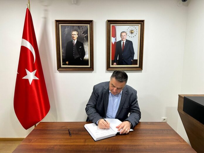 bisevac:-vecni-rahmet-i-mir-dusama-stradalog-turskog-naroda bisevac:-vecni-rahmet-i-mir-dusama-stradalog-turskog-naroda