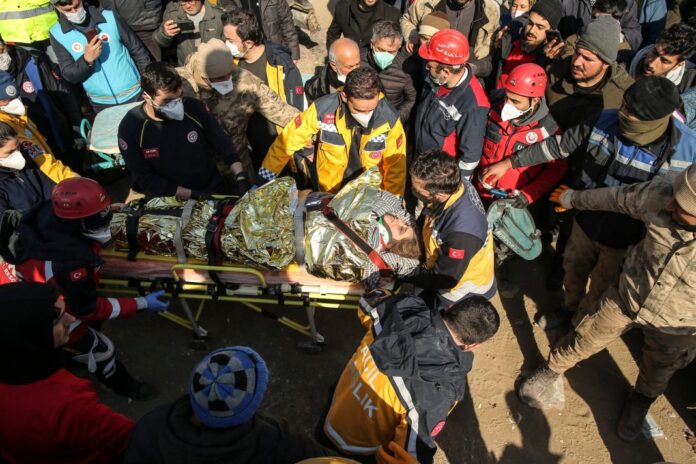 broj-poginulih-u-zemljotresu-u-turskoj-i-siriji-premasio-25.000