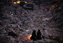 Turska: Dvojica muškaraca spašeni iz ruševina 261 sat posle zemljotresa turska:-dvojica-muskaraca-spaseni-iz-rusevina-261-sat-posle-zemljotresa