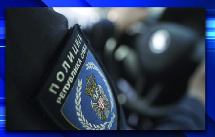 tragedija!-policajac-iz-sluzbenog-pistolja-izvrsio-samoubistvo-na-radnom-mestu