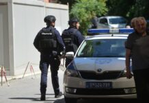 Produžen pritvor osumnjičenoj da je ubila svoje dete i stavila ga u frižider produzen-pritvor-osumnjicenoj-da-je-ubila-svoje-dete-i-stavila-ga-u-frizider