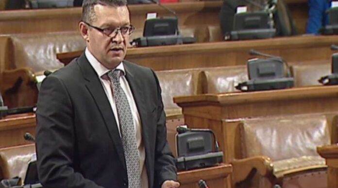 bacevac:-izgradnja-pruge-raska-–-novi-pazar-mora-biti-od-najviseg-interesa-za-drzavu