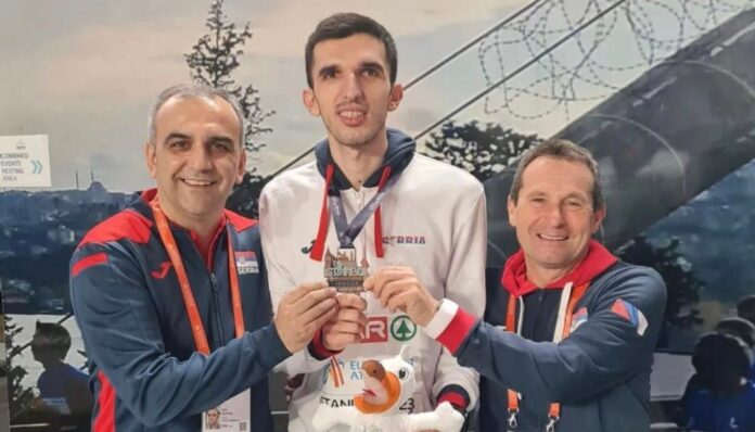 novi-pazar:-sutra-od-13-casova-svecani-docek-naseg-sampiona-elzana-bibica-ispred-gradske-uprave