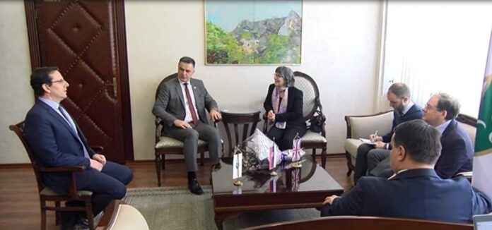 ambasadorka-velike-britanije-u-novom-pazaru