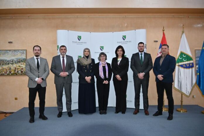 bnv-posjetila-ambasadorica-velike-britanije-gospodja-sian-macleod