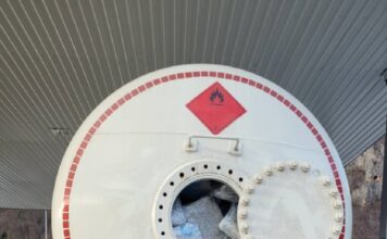 Preko pola tone marihuane u cisterni (FOTO) preko-pola-tone-marihuane-u-cisterni-(foto)