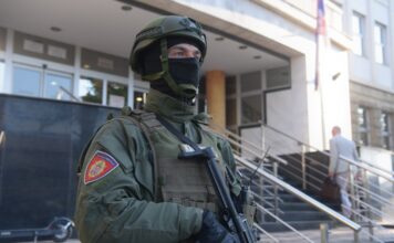 Hrvatin danas nastavlja da priča o zločinima grupe Belivuka i Miljkovića hrvatin-danas-nastavlja-da-prica-o-zlocinima-grupe-belivuka-i-miljkovica