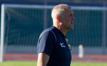 Dečić raskinuo saradnju sa trenerom: Prihvaćena Gaćinovićeva ostavka decic-raskinuo-saradnju-sa-trenerom:-prihvacena-gacinoviceva-ostavka