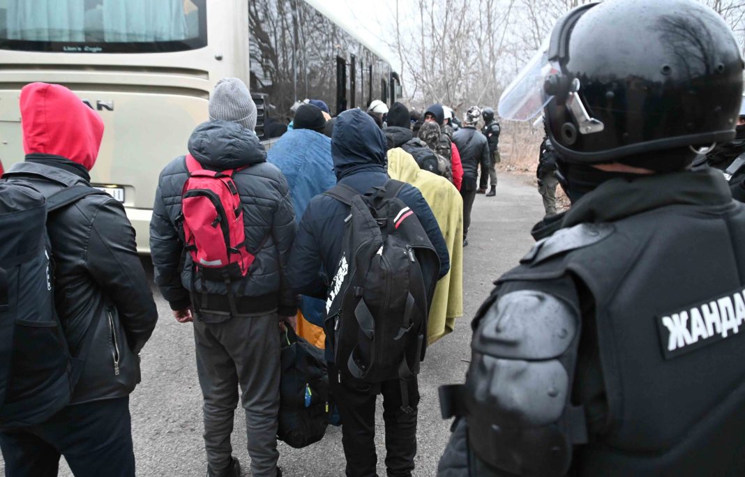 mup:-u-akciji-pet-policijskih-uprava-otkriveno-668-ilegalnih-migranata