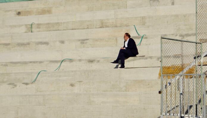 pazarci-ostali-bez-prvog-coveka-kluba!-rasim-ljajic-napustio-novi-pazar-zbog-napada-navijaca-na-filipa-kljajica pazarci-ostali-bez-prvog-coveka-kluba!-rasim-ljajic-napustio-novi-pazar-zbog-napada-navijaca-na-filipa-kljajica