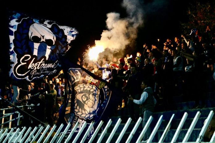 navijaci-zaustavili-klub-u-istorijskoj-sezoni!-nakon-filipa-klajica-i-rasima-ljajica,-fk-novi-pazar-ostao-i-bez-trenera-fedje-dudica