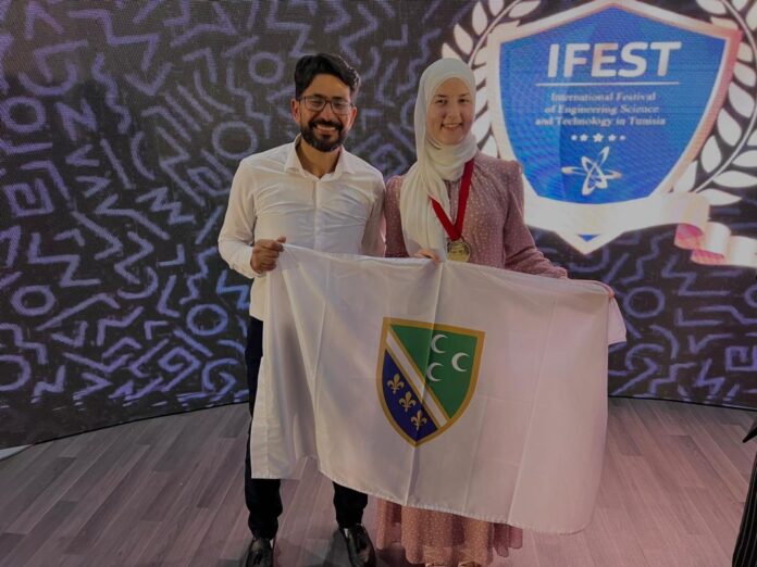 mlada-novopazarka-osvojila-prvo-mesto-na-medjunarodnom-festivalu-inzenjerske-nauke-i-tehnologije-(foto)