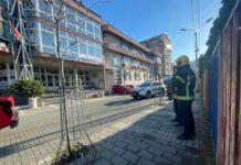 DOJAVA O BOMBI U NOVOM PAZARU: Evakuisan Državni univerzitet (FOTO) dojava-o-bombi-u-novom-pazaru:-evakuisan-drzavni-univerzitet-(foto)