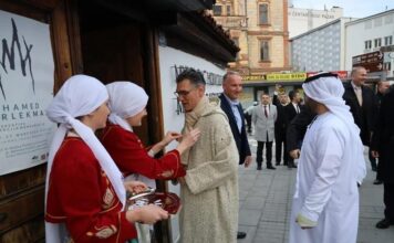 Ambasadori islamskih zemalja posetili Muzej “Ras” u Novom Pazaru ambasadori-islamskih-zemalja-posetili-muzej-“ras”-u-novom-pazaru