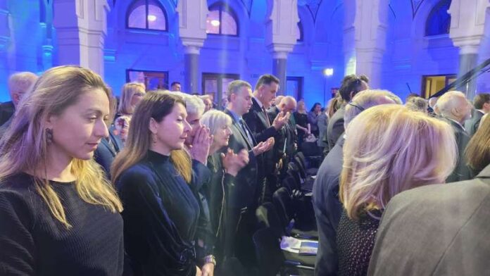 obelezen-dan-grada-sarajeva!-bisevac:-isti-smo-narod,-isti-nam-je-osnivac,-istu-sudbinu-delimo