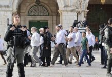 Krajnje desničarski jevrejski doseljenici upali su u džamiju Al-Aksa krajnje-desnicarski-jevrejski-doseljenici-upali-su-u-dzamiju-al-aksa