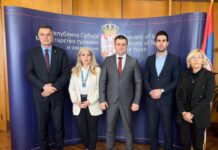 Memić potpisao ugovore sa predstavnicima Novog Pazara, Niša, Subotice i Sombora o uspostavljanju omladinskih centara memic-potpisao-ugovore-sa-predstavnicima-novog-pazara,-nisa,-subotice-i-sombora-o-uspostavljanju-omladinskih-centara