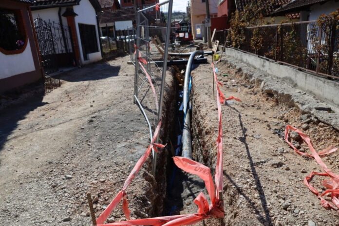 novi-pazar:-hercegovacka-ulica-uskoro-dobija-asfalt