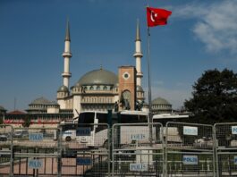 turska-pozvala-na-razgovor-ambasadora-danske-zbog-napada-na-kuran-i-zastavu