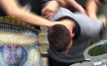 Obili kuću i ukrali 4.680 evra i 328.000 dinara, policija ih uhapsila obili-kucu-i-ukrali-4680-evra-i-328.000-dinara,-policija-ih-uhapsila