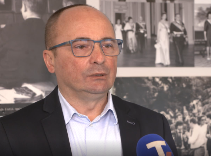 ducic:-devojcica-vitalno-ugrozena,-ima-teske-povrede-mozga