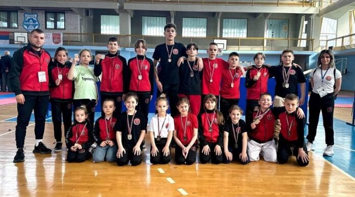 karatisti-feniksa-uspesni-u-raski