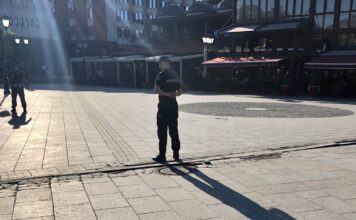 Od sutra će u svim školama u Srbiji biti prisutni policajci od-sutra-ce-u-svim-skolama-u-srbiji-biti-prisutni-policajci