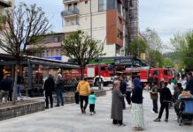 POŽAR U CENTRU NOVOG PAZARA! Goreo stan u kom se nalazio mladić pozar-u-centru-novog-pazara!-goreo-stan-u-kom-se-nalazio-mladic